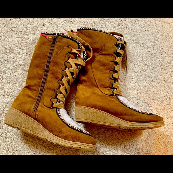 Sherpa style brown high lace boots (NEW) - Picture 2 of 4